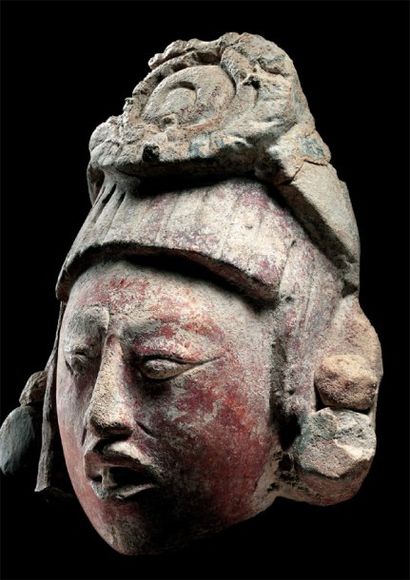 Tête de prêtre ou de dignitaire Culture Maya,...