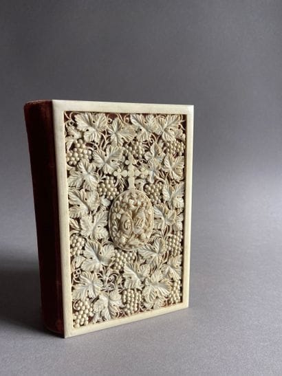 BINDING. — BOOK OF COMMON PRAYER (The). London,...