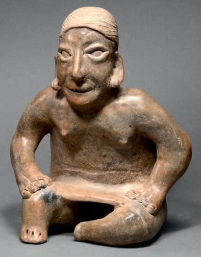 FEMME ASSISE AU BUSTE NU Culture Jalisco,...
