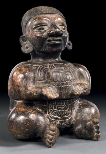 PETITE URNE ANTHROPOMORPHE Culture Maya,...