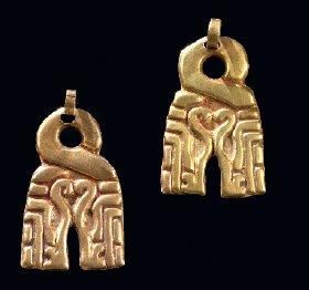 BOUCLES D'OREILLE ZOOMORPHES-TÊTES DE FÉLIN...