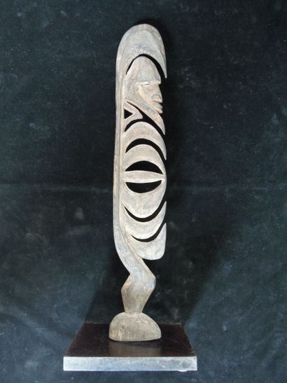 FIGURE À CROCHET Moyen Sepik, Papouasie,...