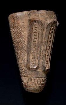 PIPE BAMILEKE, Cameroun Terre cuite claire...