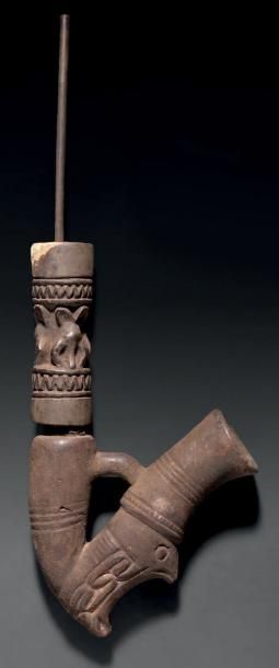 PIPE BAMOUN, Cameroun Terre cuite à engobe...