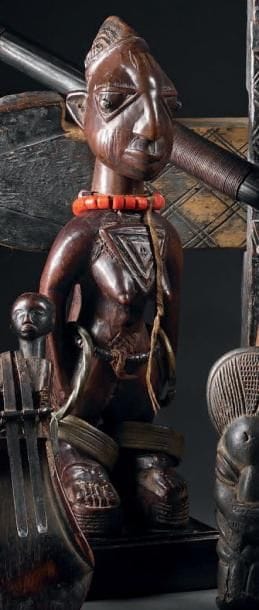 STATUE IBEJI, YORUBA, Nigeria Bois à patine...