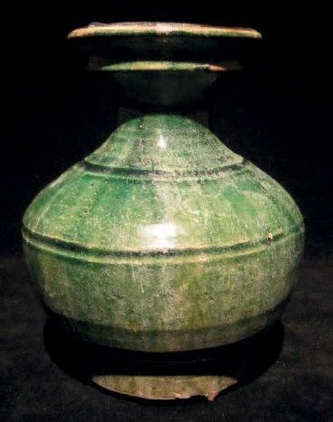 VASE À COL ÉVASÉ Chine Céramique à couverte...