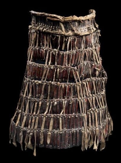 PARTIE BASSE D'UNE CUIRASSE DE GUERRIER Népal...