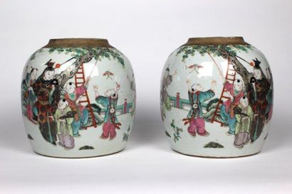 CHINE - XIXe siècle

Paire de pots à gingembre...