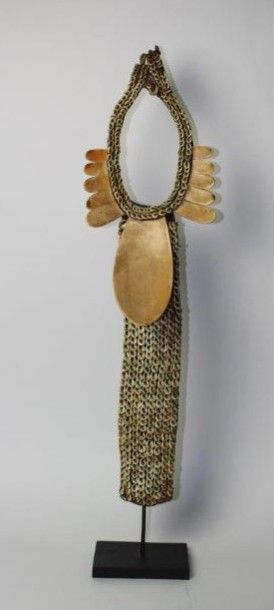 COLLIER DE COQUILLAGE Irian Jaya, Bailen...