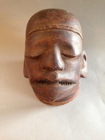 Un masque Makonde, Mozambique/Tanzanie
Bois...