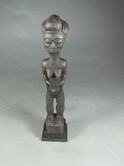 Statue Baoule, Côte d'Ivoire
Bois dur à patine...