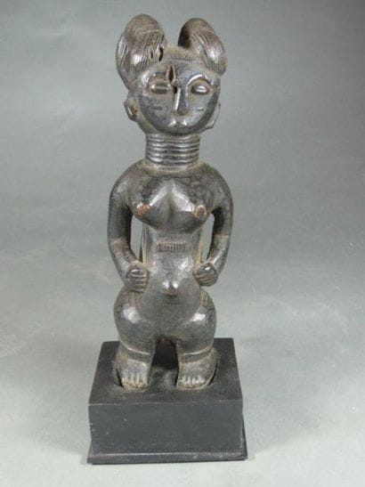 Statue Ebrie, Attie, Côte d'Ivoire
Bois dur...