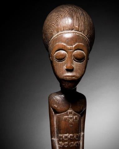 STATUE MASCULINE BAOULÉ, ATELIER DU MAÎTRE...