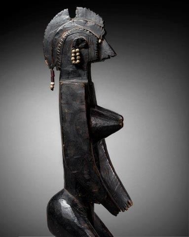 STATUE BAMANA, MALI Bois à patine brun foncé...
