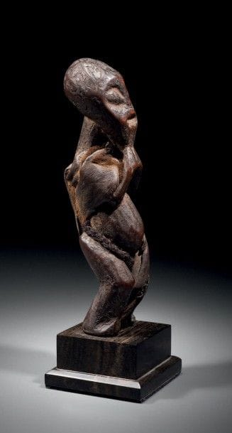 STATUE, BATIÉ, CAMEROUN Bois, peau et fibres
H....