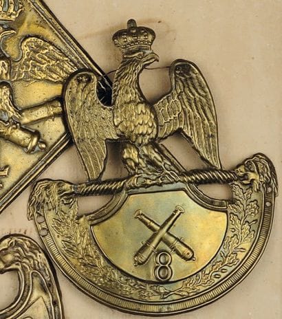 Plaque de schako du 8e Régiment d'Artillerie...