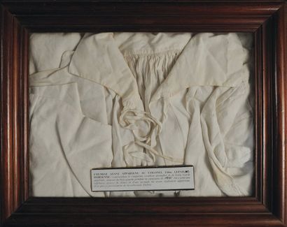 Chemise ayant appartenu au Colonel Edmée-Charles-...