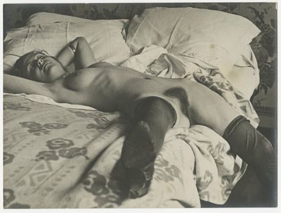Monsieur X (02-6)
For his own private use,...