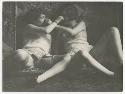 Monsieur X (02-6)
For his own private use,...