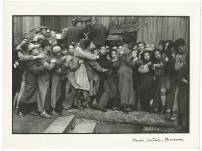 Henri Cartier-Bresson (1908-2004)
Une banque...