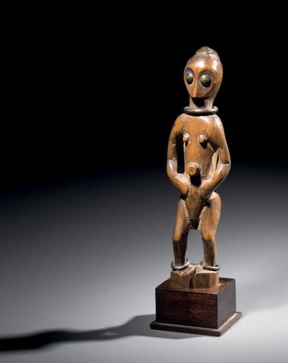 Statuette Fang, Gabon
Bois dur à belle patine...