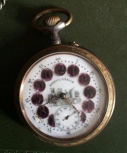 REGULATEUR Vers 1900
Régulateur des chemins...
