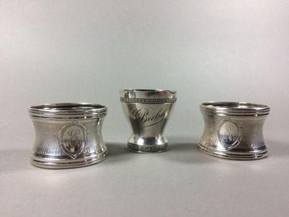 Paire de ronds de serviettes en argent 800...