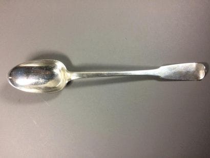 Cuillère à ragout XVIII (?) en argent
Poids:...