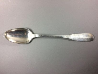 Cuillère à ragout XIX en argent 950 millièmes
Poids:...