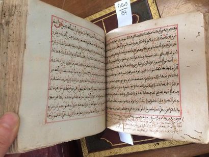 Deux manuscrits: un coran incomplet de format...