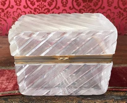 Petit coffret en verre de style Romantiq...