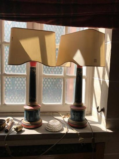 Paire de pieds de lampe en bois peint de...