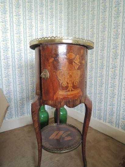 Table tambour
Style Transition
H. 79 cm
D....