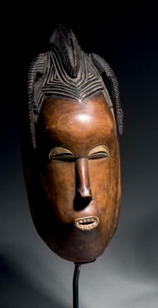 Masque Gouro, Côte d'Ivoire.
Bois dur à patine...