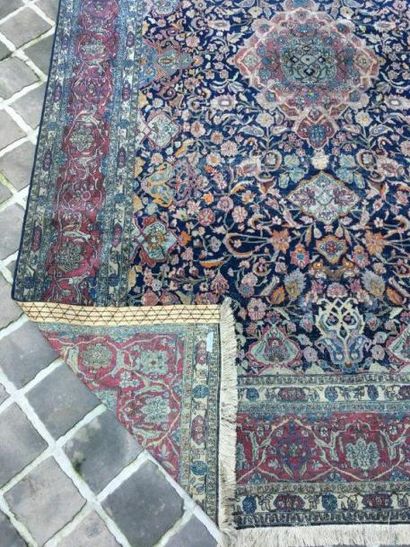 Tapis d'Orient 3,45x2,20 cm.