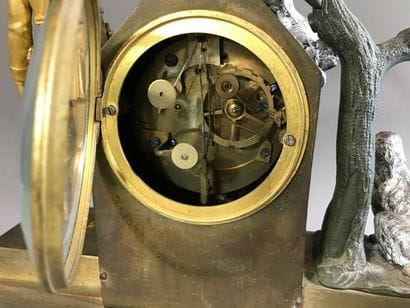 Pendule de cheminée en laiton et bronze,...