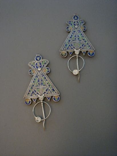 Lot de cinq fibules, Maroc, Grande Kabylie,...