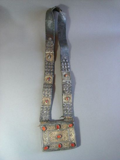 Pectoral cheikel porte-coran, Turkmenistan
Cuir,...