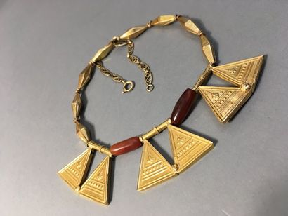 Collier en or jaune 14 carats
Montage avec...