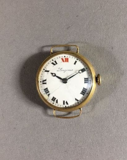 LONGINES - Montre en or 18 carats Le cadran...