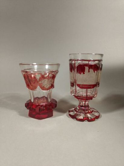 CRISTAL DE BOHEME: Ensembe de deux vases:...