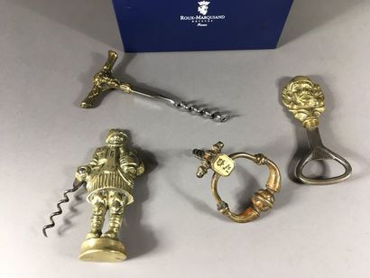 Ensemble de tire-bouchons: -En bonze doré,...