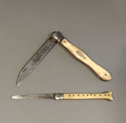 Ensemble de deux petits couteaux BERTRY -...