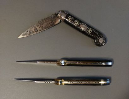 ITALIE - Couteau pliant, la lame gravée d...
