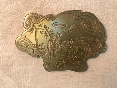 Ensemble de trois plaques en bronze Grvées...