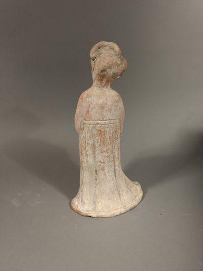 CHINE - FAT LADY Terre cuite H. 33 cm.