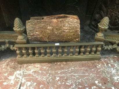 Nécessaire de cheminée comprenant barre de...