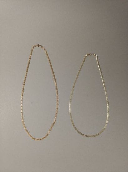2 Chaînes maille et maille marine en or jaune...