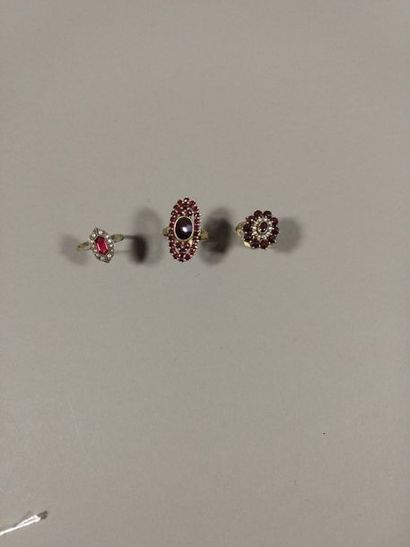 Lot de 3 bagues en argent 800/00 pierres...