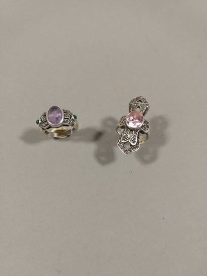 Lot de 2 bagues en argent 800/00 ornées d...